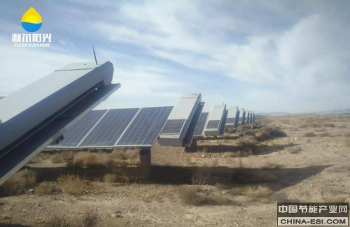 利尔阳光光伏清洁机器人3.jpg